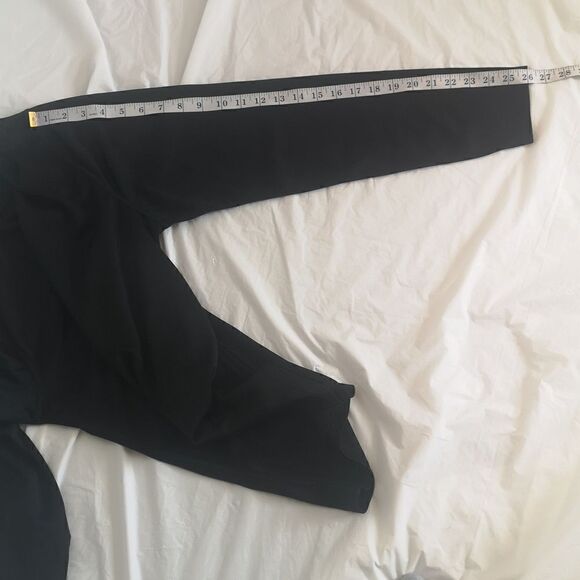 UnderāArmourĀ MenāBlackāXLāLongāSleeveāT-shirt - Picture 12 of 16